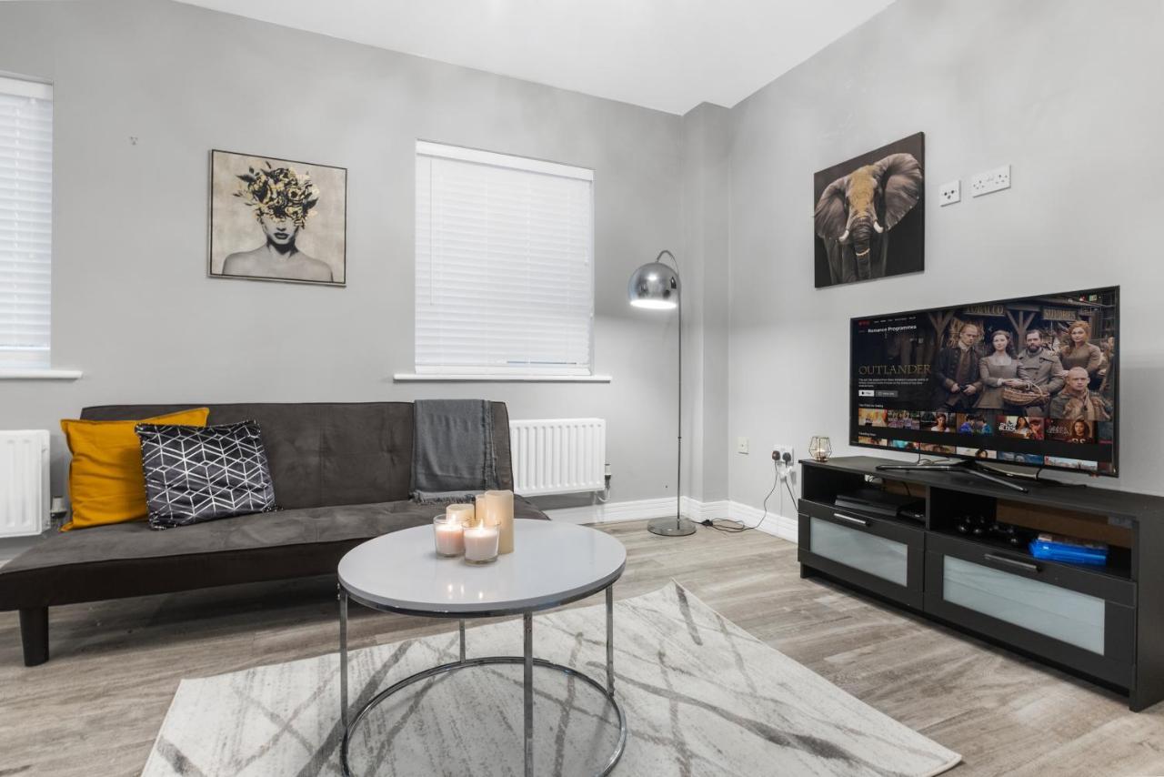 Birmingham, Modern 2 Bedroom, Free Parking Spaces, Free Wi-Fi And Netflix Exterior foto